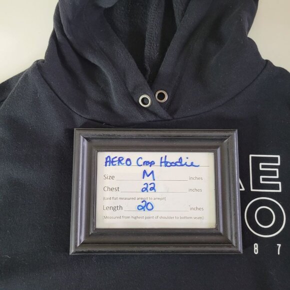 Aeropostale Sweatshirt Cropped Raw Edge Hem Black Hoodie Womens Medium - Picture 6 of 8